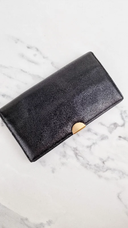 Vegan leather handbagsCoach Dreamer Wallet in Black Smooth Leather - Gold Tone Hardware Clutch