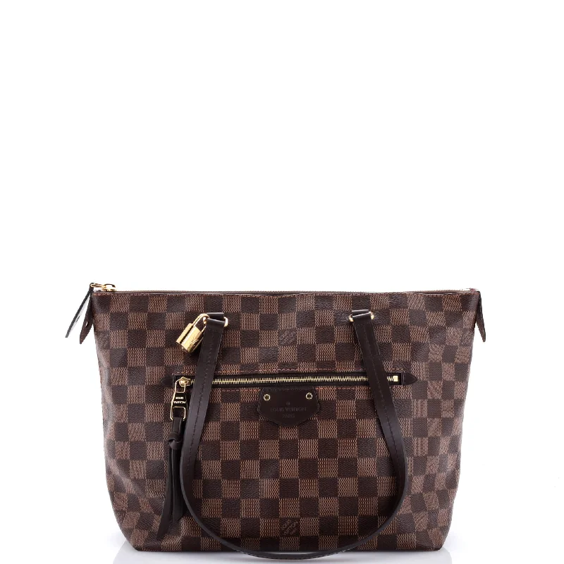 Best bags for weekend getawaysIena Tote Damier PM