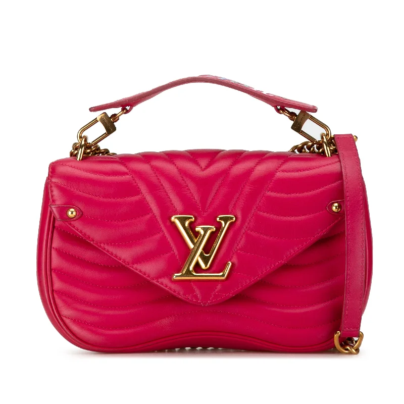 Best bags for weekend getawaysPink Louis Vuitton New Wave Chain Bag MM Satchel