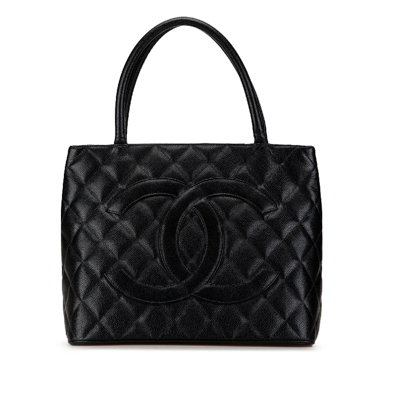 Best bags for photographersBlack Chanel Caviar Medallion Tote