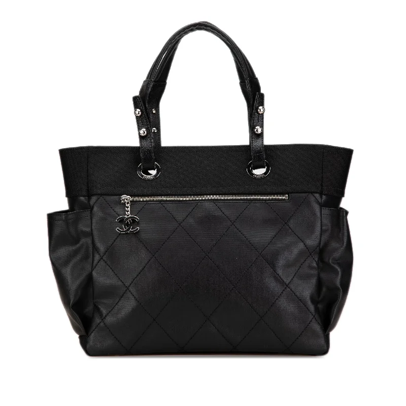 Best bags for photographersBlack Chanel Large Paris Biarritz Tote