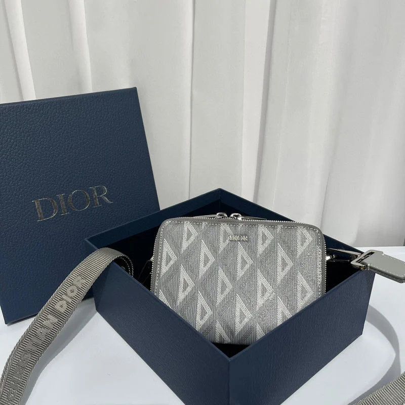 Durable leather bags for daily useChristian Dior Bags - 4524