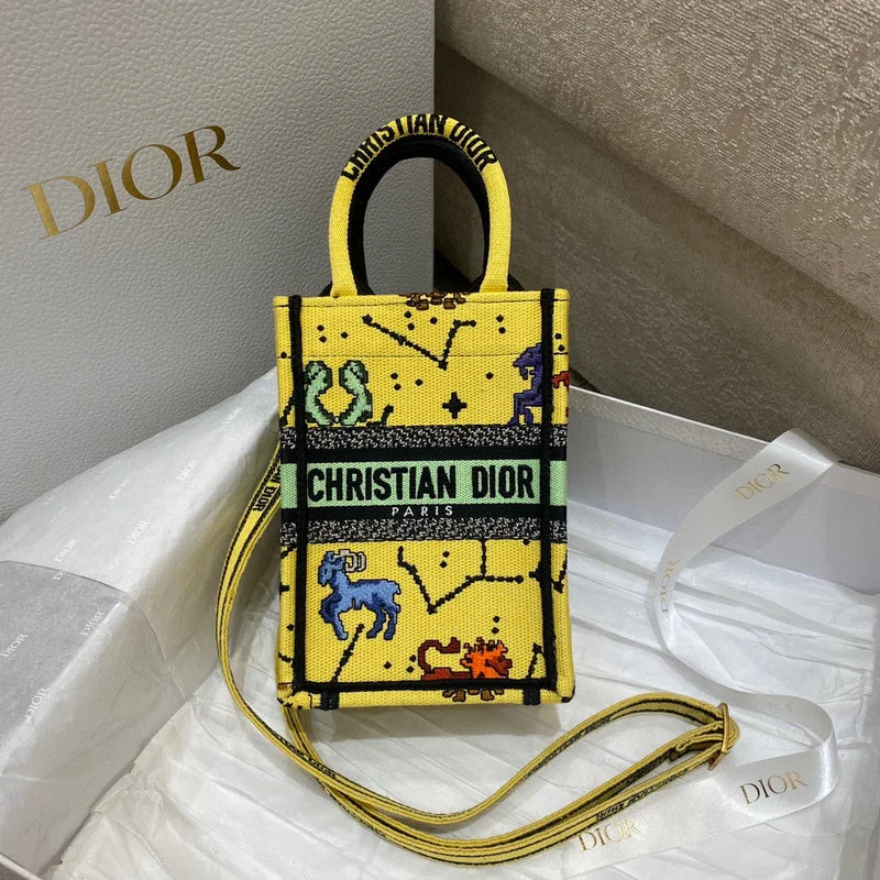 Luxury bags with chain strapsChristian Dior Bags - 4529