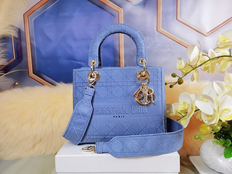 Trendy bucket bags for summerChristian Dior Bags - 4630