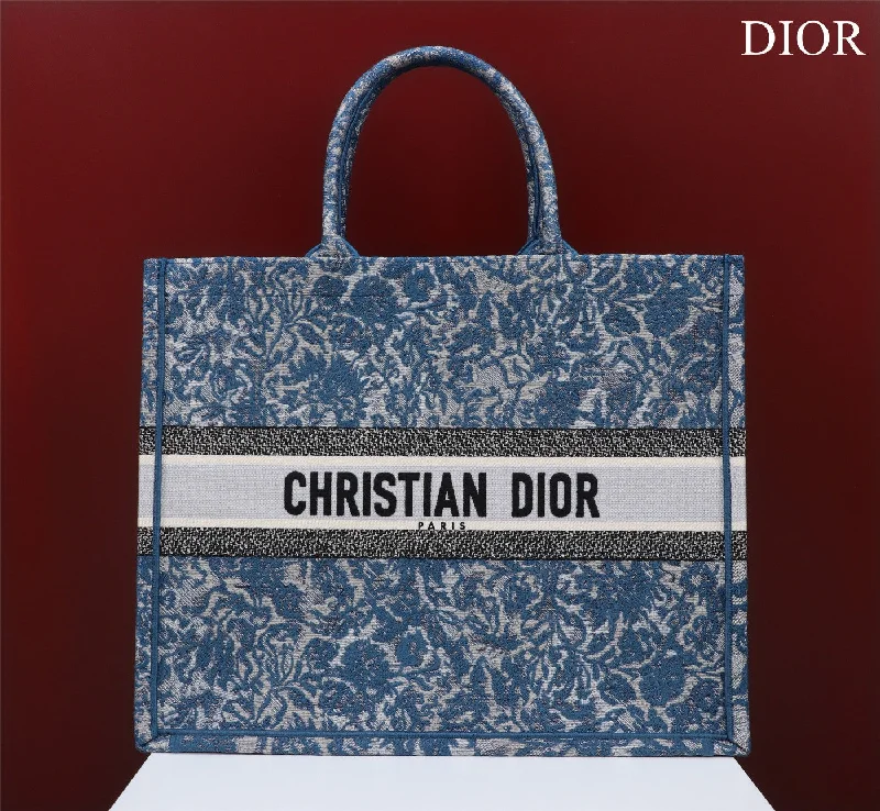 Elegant clutch bags for weddingsChristian Dior - Luxury Bags  361