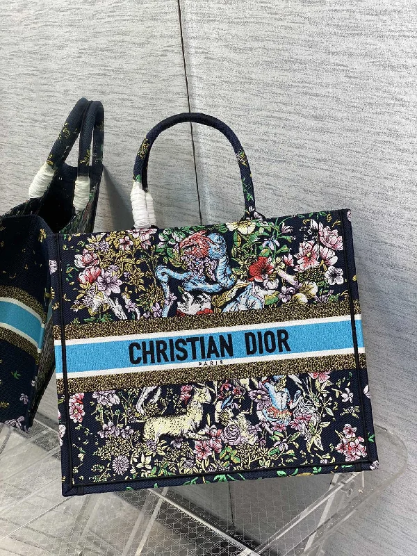 Best bags for weekend getawaysChristian Dior - Luxury Bags  368