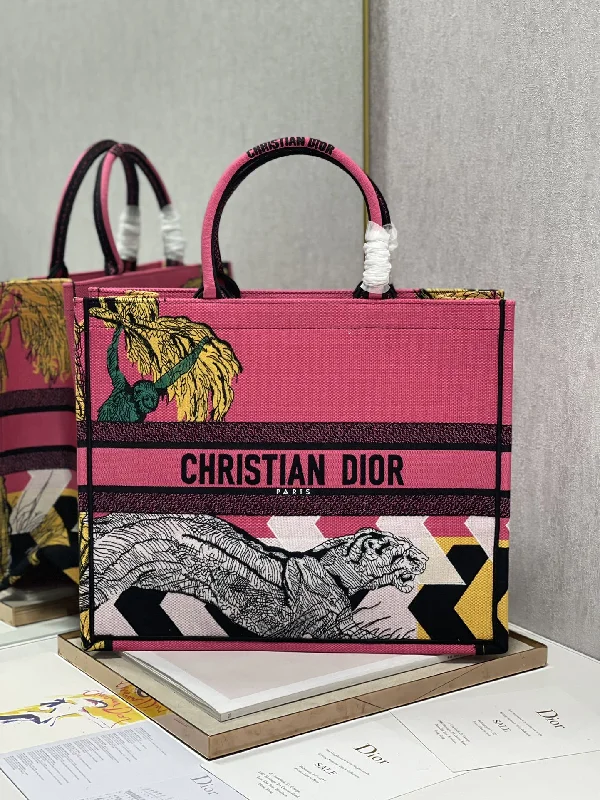 Compact crossbody bags for travelChristian Dior - Luxury Bags  376