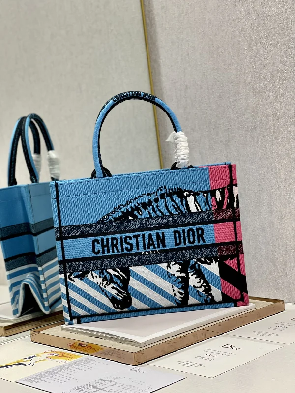 Trendy bucket bags for summerChristian Dior - Luxury Bags  378