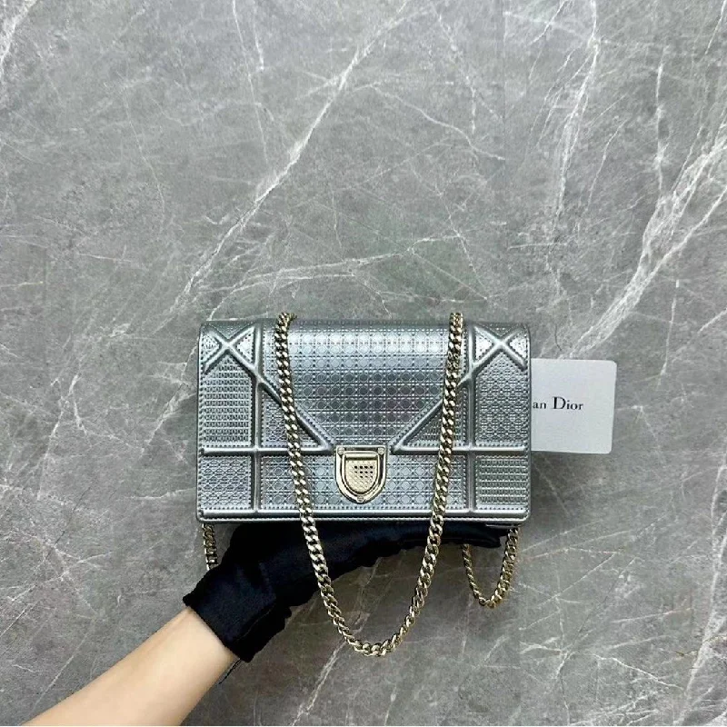 Stylish laptop bags for professionalsDiorama WOC Wallet On Chain Silver GHW