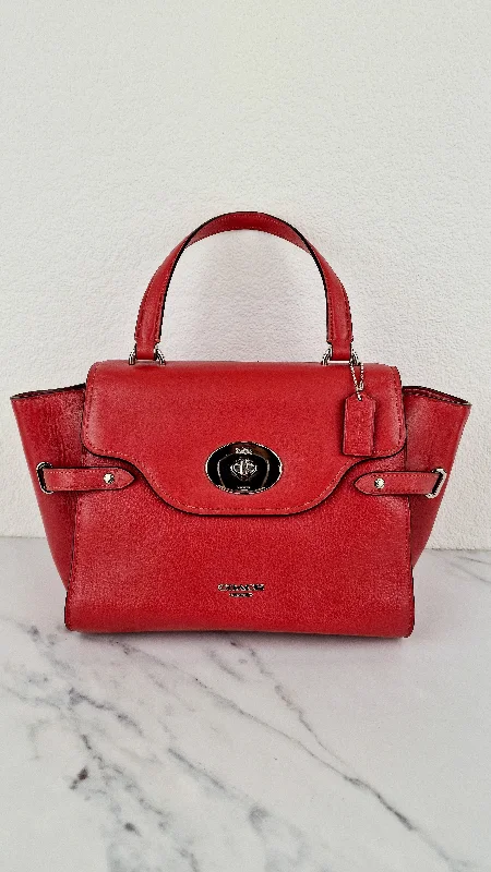 Compact crossbody bags for travelCoach Large Blake Flap Carryall Bag in Red Mixed Leather with Tophandle & Turnlock - Coach F39020